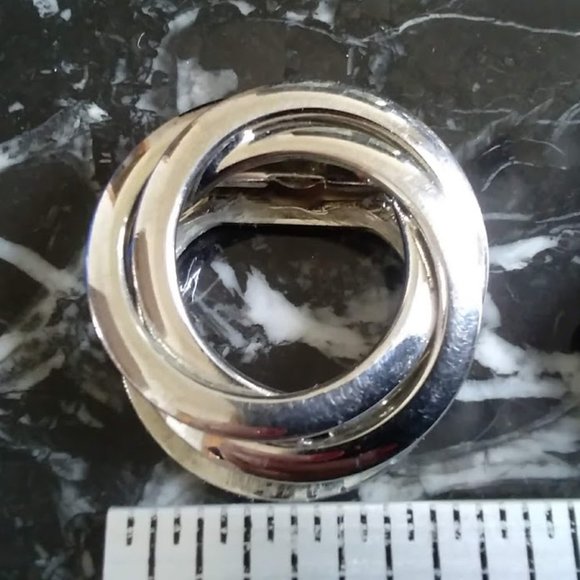 2 Vintage Scarf Clips- Silver & Gold Tone - Picture 4 of 6